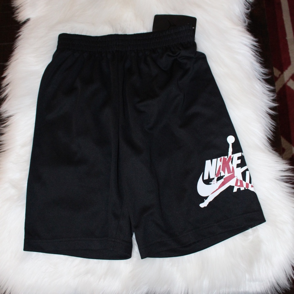 Nike Air Jordan, black basketball  shorts